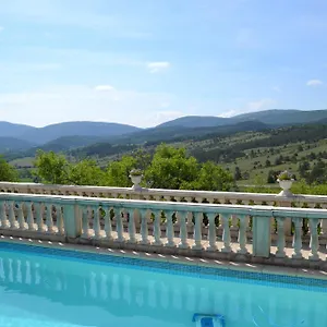 2* Hotel Logis Le Vieil Amandier
